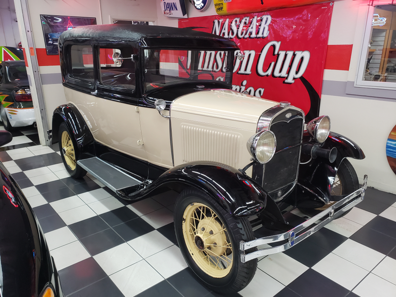 Illustration for article titled A Peek Inside the Martin Auto Museum